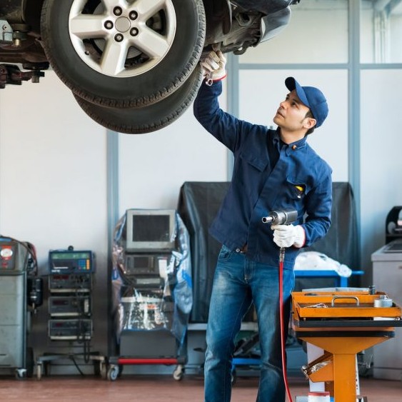 Auto Inspections and Repairs for any make or model, located in Chicago - MilitosAutoRepair.com
